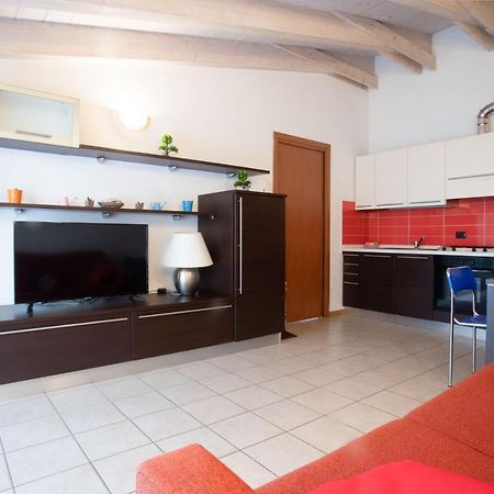 Casa Vacanze Valeria Sondrio Ngoại thất bức ảnh