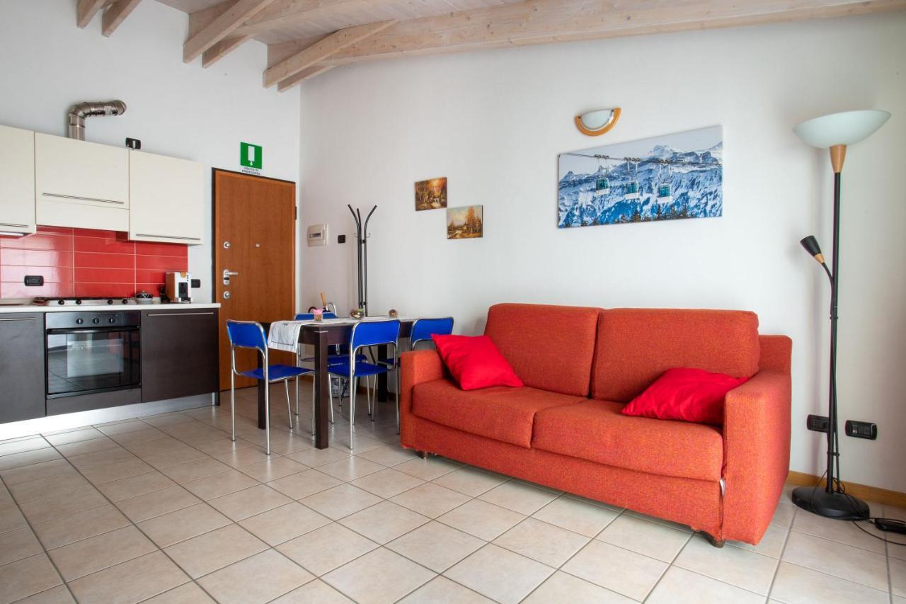 Casa Vacanze Valeria Sondrio Ngoại thất bức ảnh
